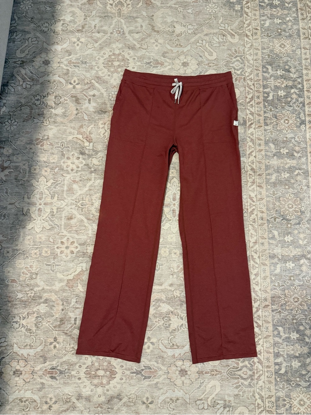 Vuori Wide-Leg Drawstring Pants - Mauve Rose - Picture 3 of 6
